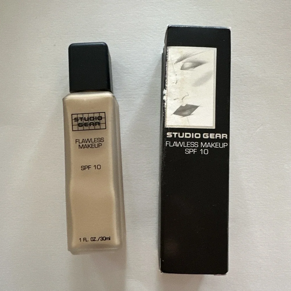 Studio Gear Flawless Makeup‎ SPF 10 Foundation Creme Beige 1 oz NOS